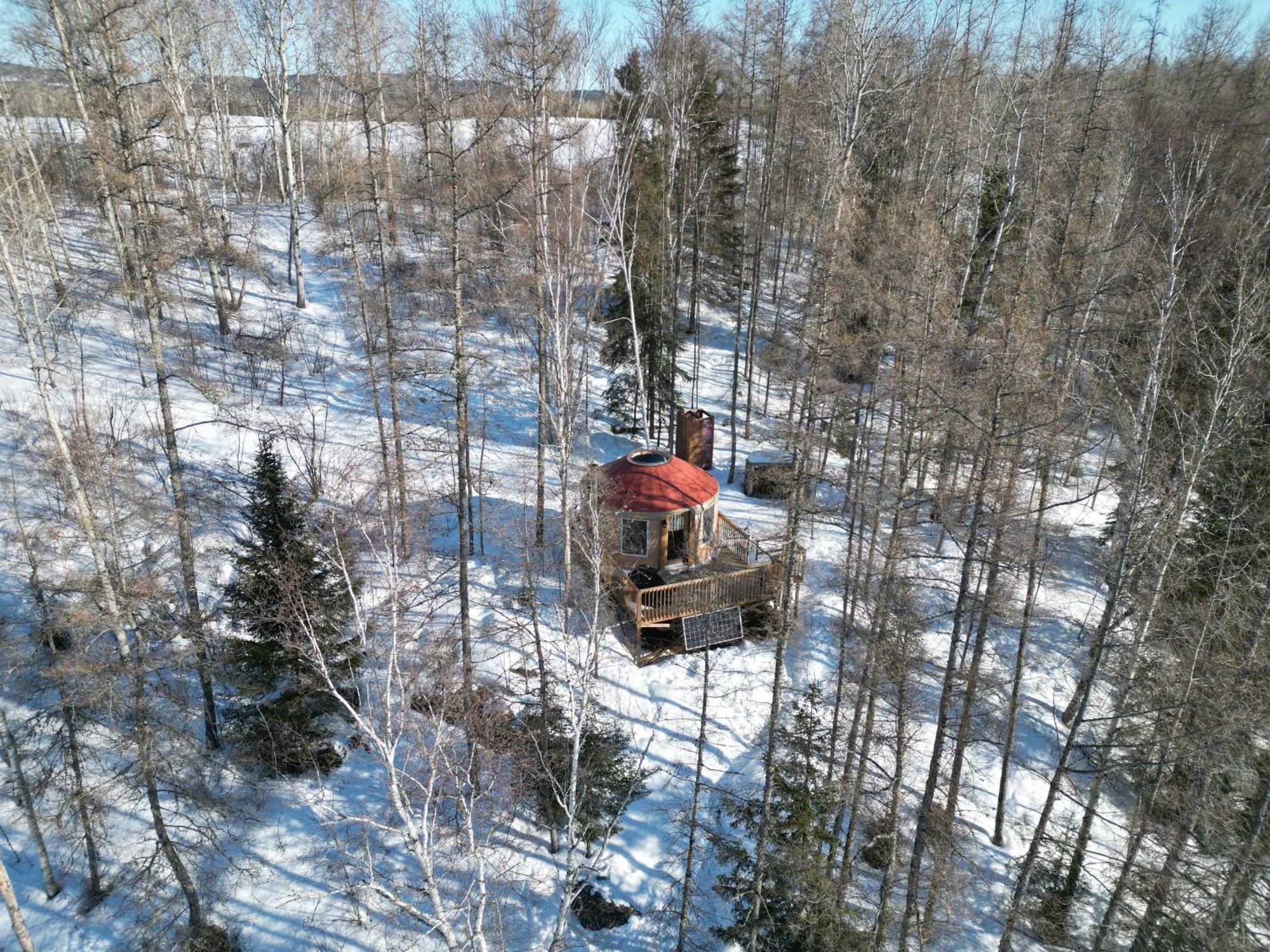 Les Racines Du P'Tit Isidore Rouyn Exterior foto
